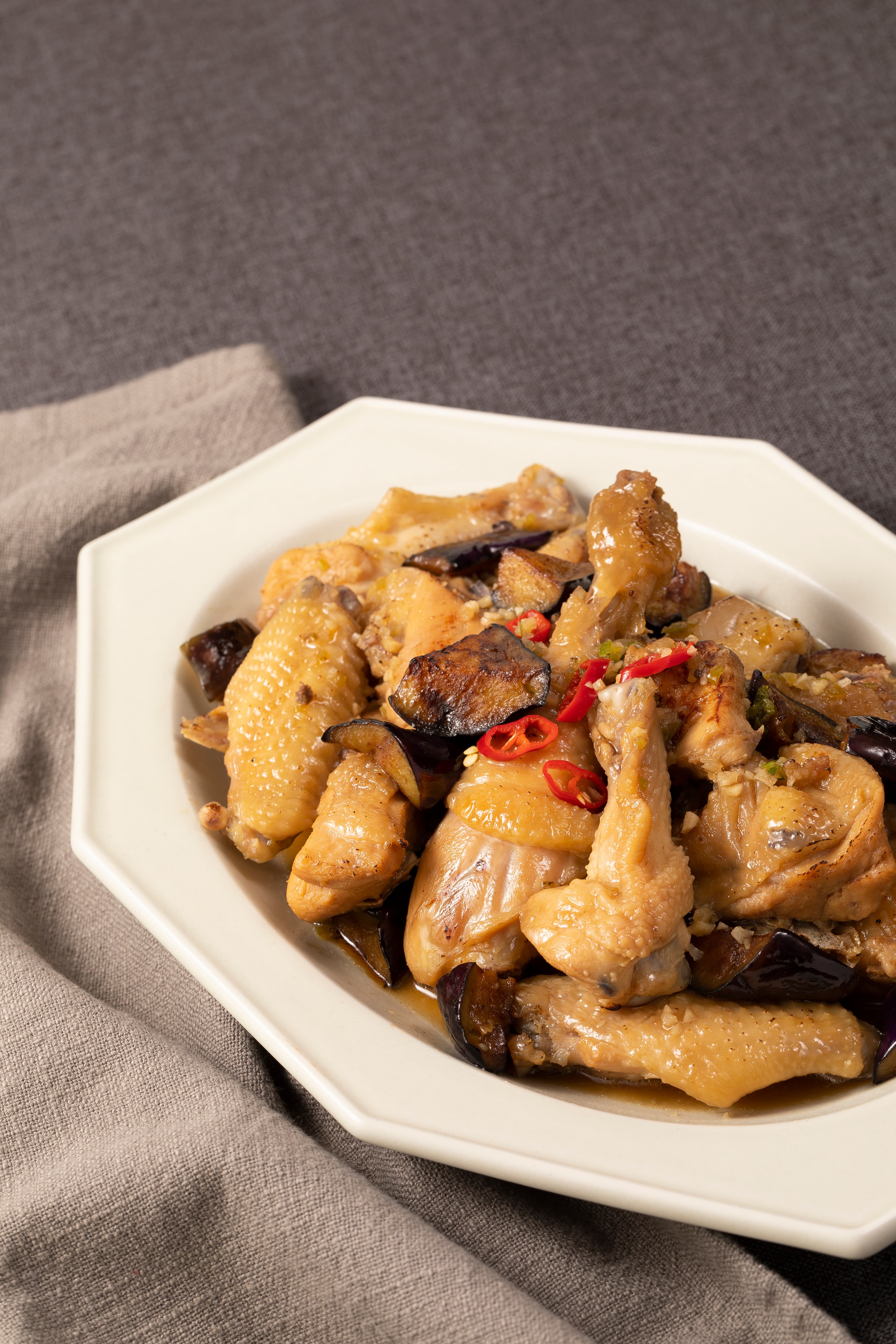 매실입은가지닭볶음탕